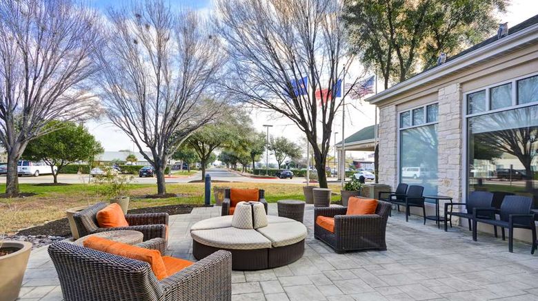 <b>Hilton Garden Inn Austin-Round Rock Exterior</b>. Images powered by <a href="https://iceportal.shijigroup.com/" title="IcePortal" target="_blank">IcePortal</a>.