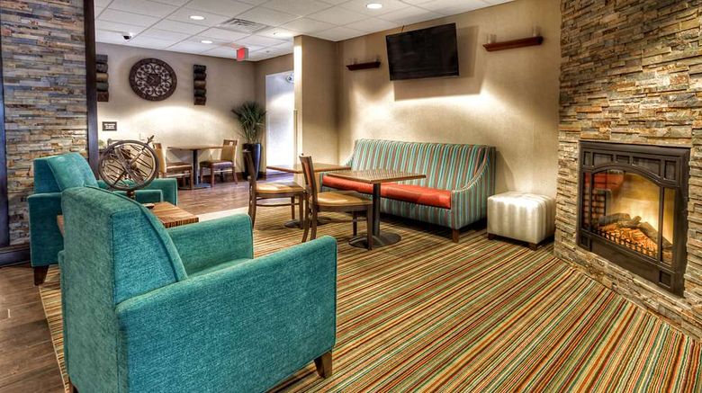 <b>Hampton Inn Marion Lobby</b>. Images powered by <a href="https://iceportal.shijigroup.com/" title="IcePortal" target="_blank">IcePortal</a>.