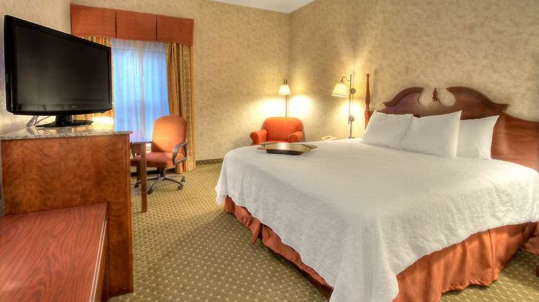 <b>Hampton Inn Marion Room</b>. Images powered by <a href="https://iceportal.shijigroup.com/" title="IcePortal" target="_blank">IcePortal</a>.
