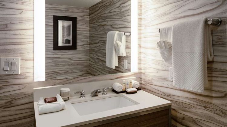 Embassy Suites Baltimore North Room
