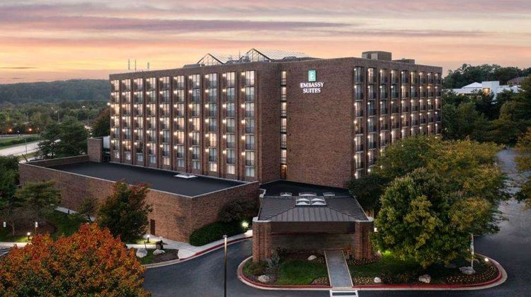 Embassy Suites Baltimore North Exterior