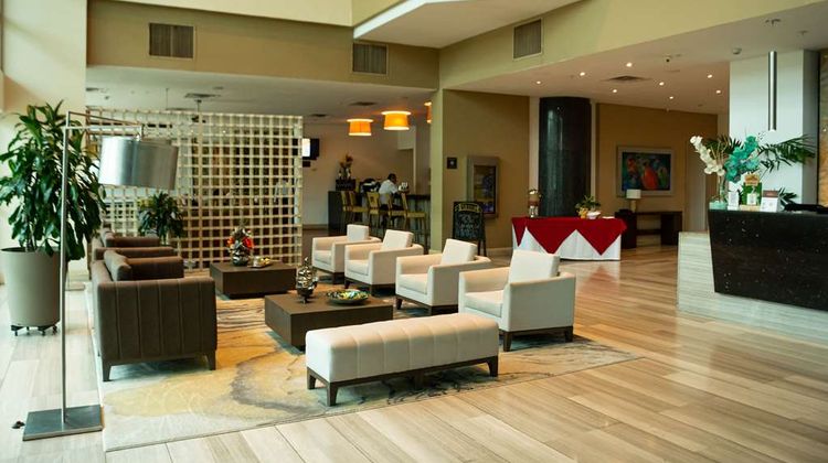 Hilton Garden Inn Barranquilla Lobby