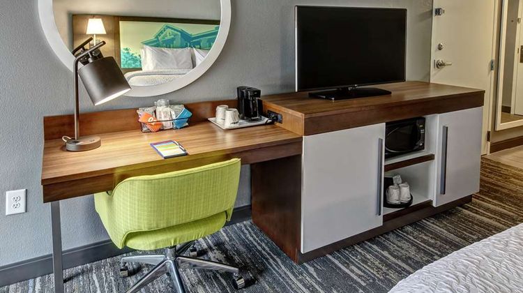Hampton Inn Batesville Room