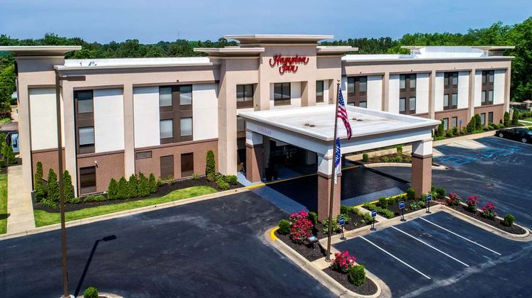 Hampton Inn Batesville Exterior