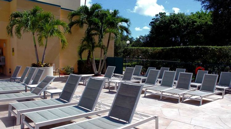 Hilton Boca Raton Suites Pool