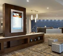 Doubletree Hotel Bradley Intl Airport Lobby