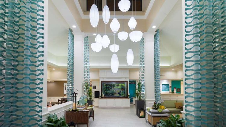 Hilton Garden Inn Glastonbury Lobby