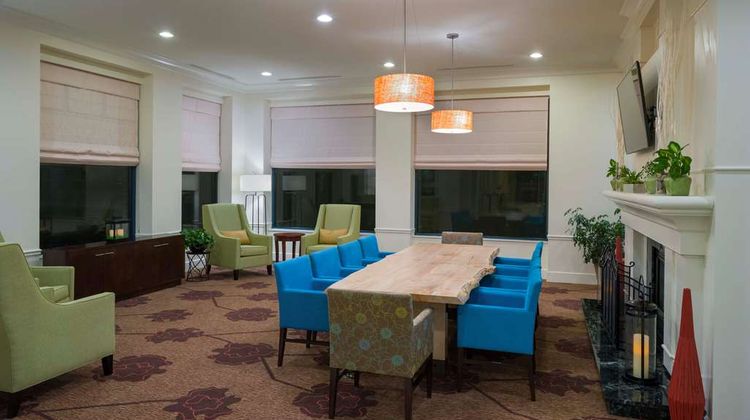 Hilton Garden Inn Glastonbury Lobby