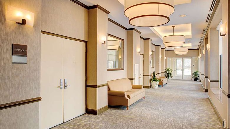 <b>Hilton Garden Inn Hartford North/Bradley Meeting</b>. Images powered by <a href="https://iceportal.shijigroup.com/" title="IcePortal" target="_blank">IcePortal</a>.