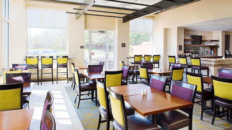 Hilton Garden Inn Hartford North/Bradley Restaurant