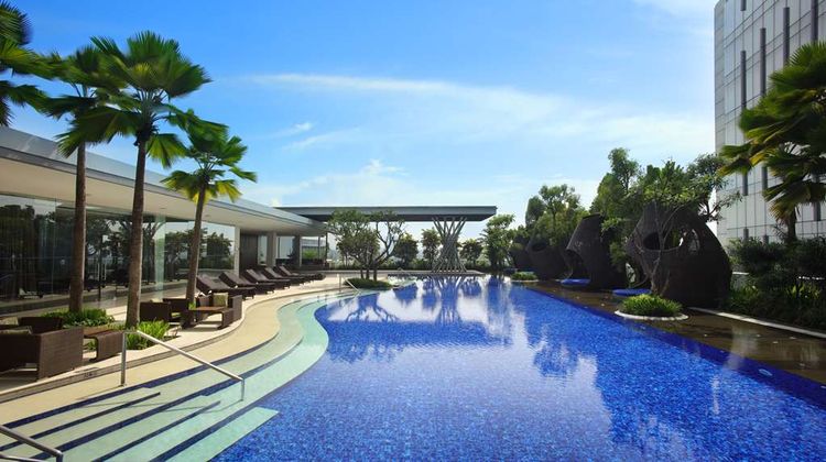 Hilton Bandung Pool