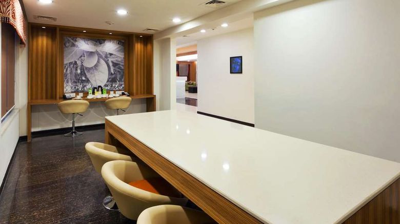 <b>Hampton by Hilton Vadodara-Alkapuri Lobby</b>. Images powered by <a href="https://iceportal.shijigroup.com/" title="IcePortal" target="_blank">IcePortal</a>.