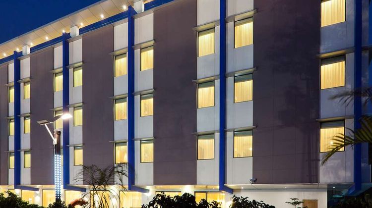 Hampton by Hilton Vadodara-Alkapuri Exterior