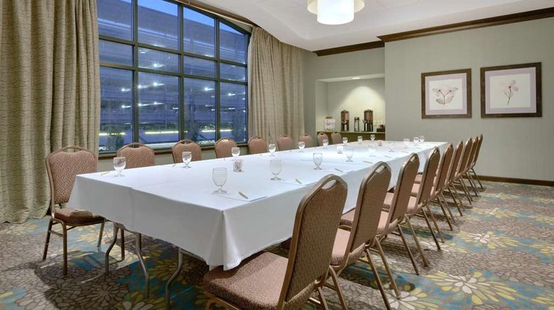 <b>Hilton Garden Inn Worcester Meeting</b>. Images powered by <a href="https://iceportal.shijigroup.com/" title="IcePortal" target="_blank">IcePortal</a>.