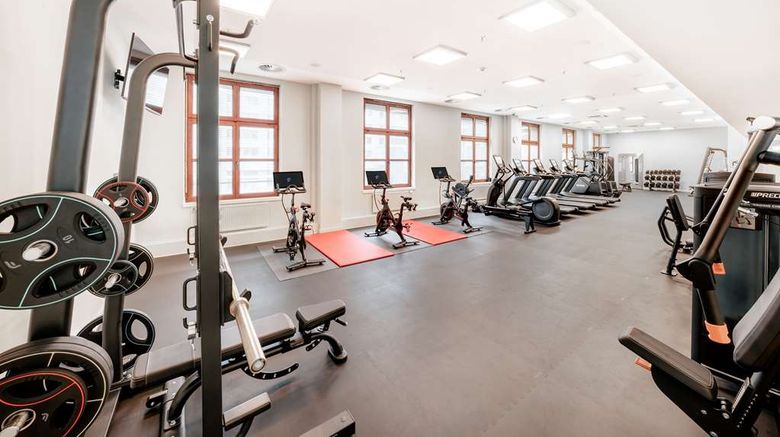 <b>Hilton Berlin Health</b>. Images powered by <a href="https://iceportal.shijigroup.com/" title="IcePortal" target="_blank">IcePortal</a>.