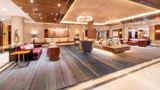 <b>Hilton Berlin Lobby</b>. Images powered by <a href="https://iceportal.shijigroup.com/" title="IcePortal" target="_blank">IcePortal</a>.