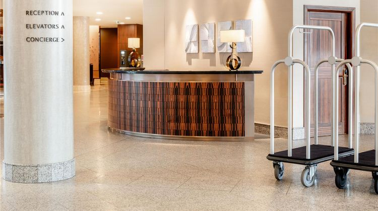 Hilton Berlin Lobby