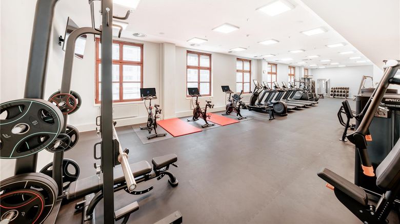 <b>Hilton Berlin Health</b>. Images powered by <a href="https://iceportal.shijigroup.com/" title="IcePortal" target="_blank">IcePortal</a>.