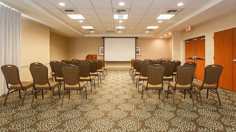 <b>Hilton Garden Inn Bakersfield Meeting</b>. Images powered by <a href="https://iceportal.shijigroup.com/" title="IcePortal" target="_blank">IcePortal</a>.