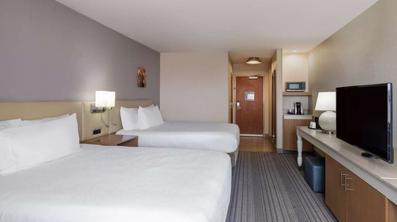 <b>Hilton Garden Inn Bakersfield Room</b>. Images powered by <a href="https://iceportal.shijigroup.com/" title="IcePortal" target="_blank">IcePortal</a>.