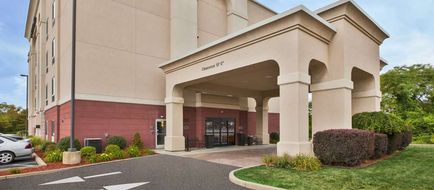 Hampton Inn Beaver Valley Exterior