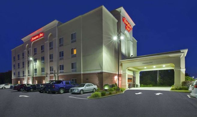 Hampton Inn Beaver Valley Exterior