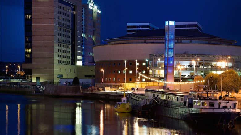 <b>Hilton Belfast Exterior</b>. Images powered by <a href="https://iceportal.shijigroup.com/" title="IcePortal" target="_blank">IcePortal</a>.