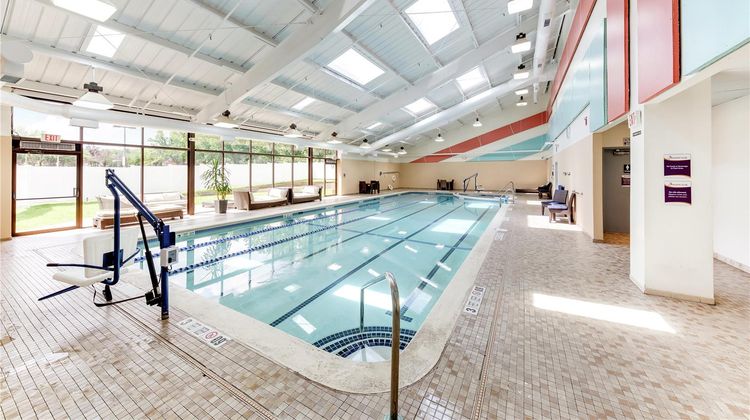 DoubleTree by Hilton Binghamton Pool