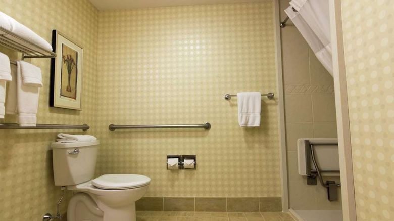 <b>Hilton Garden Inn Bangor Room</b>. Images powered by <a href="https://iceportal.shijigroup.com/" title="IcePortal" target="_blank">IcePortal</a>.