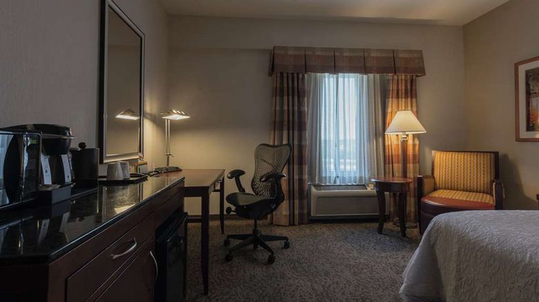 <b>Hilton Garden Inn Bangor Room</b>. Images powered by <a href="https://iceportal.shijigroup.com/" title="IcePortal" target="_blank">IcePortal</a>.