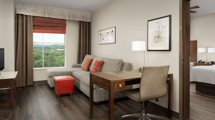 Embassy Suites Birmingham-Hoover Room