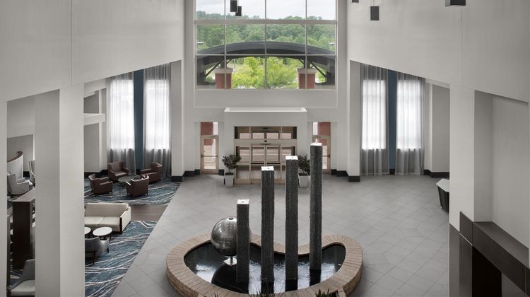 Embassy Suites Birmingham-Hoover Lobby