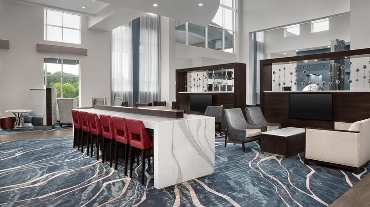 Embassy Suites Birmingham-Hoover Lobby