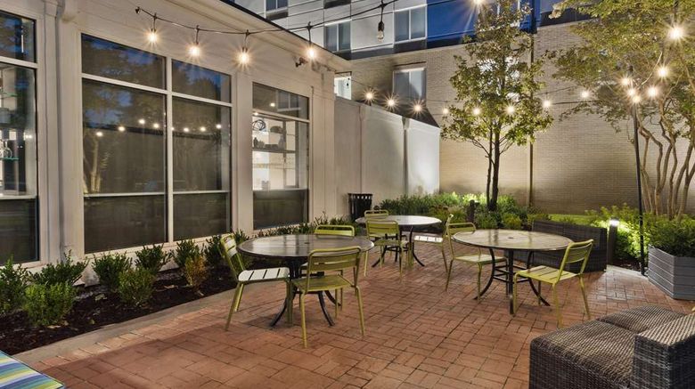 <b>Hilton Garden Inn Birmingham/Lakeshore Exterior</b>. Images powered by <a href="https://iceportal.shijigroup.com/" title="IcePortal" target="_blank">IcePortal</a>.