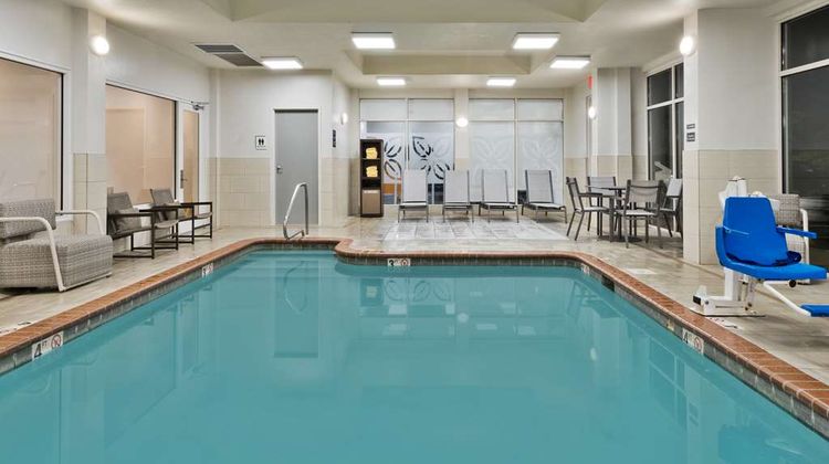 Hilton Garden Inn Birmingham/Lakeshore Pool