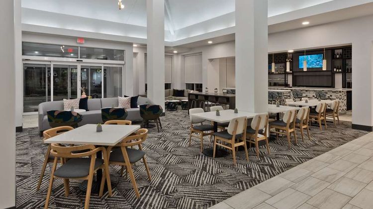 Hilton Garden Inn SE/Liberty Park Lobby
