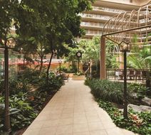 Embassy Suites by Hilton Birmingham Lobby