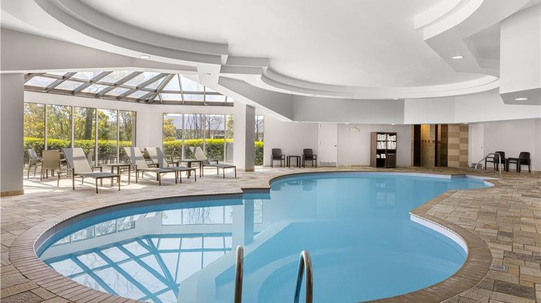 <b>Embassy Suites by Hilton Birmingham Pool</b>. Images powered by <a href="https://iceportal.shijigroup.com/" title="IcePortal" target="_blank">IcePortal</a>.