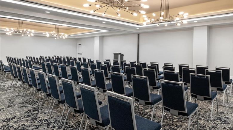 <b>Embassy Suites by Hilton Birmingham Meeting</b>. Images powered by <a href="https://iceportal.shijigroup.com/" title="IcePortal" target="_blank">IcePortal</a>.