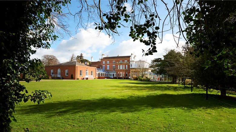 <b>Hilton Puckrup Hall, Tewkesbury Exterior</b>. Images powered by <a href="https://iceportal.shijigroup.com/" title="IcePortal" target="_blank">IcePortal</a>.