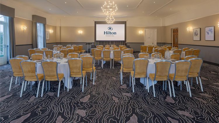 Hilton Puckrup Hall, Tewkesbury Meeting