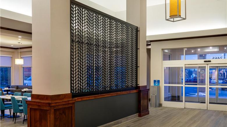 <b>Hilton Garden Inn Billings Lobby</b>. Images powered by <a href="https://iceportal.shijigroup.com/" title="IcePortal" target="_blank">IcePortal</a>.