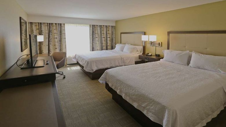 <b>Hampton Inn Billings Room</b>. Images powered by <a href="https://iceportal.shijigroup.com/" title="IcePortal" target="_blank">IcePortal</a>.
