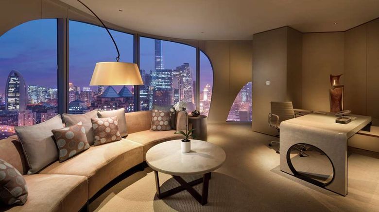 <b>Conrad Beijing Room</b>. Images powered by <a href="https://iceportal.shijigroup.com/" title="IcePortal" target="_blank">IcePortal</a>.
