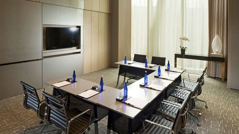 <b>Conrad Beijing Meeting</b>. Images powered by <a href="https://iceportal.shijigroup.com/" title="IcePortal" target="_blank">IcePortal</a>.