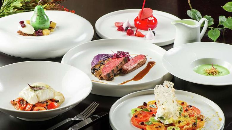 <b>Hilton Beijing Wangfujing Restaurant</b>. Images powered by <a href=https://www.travelagewest.com/Hotels/Beijing/