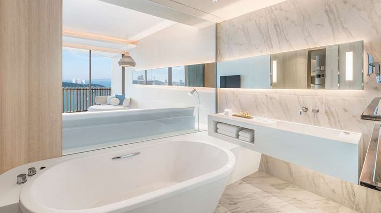 <b>Hilton Pattaya Room</b>. Images powered by <a href="https://iceportal.shijigroup.com/" title="IcePortal" target="_blank">IcePortal</a>.