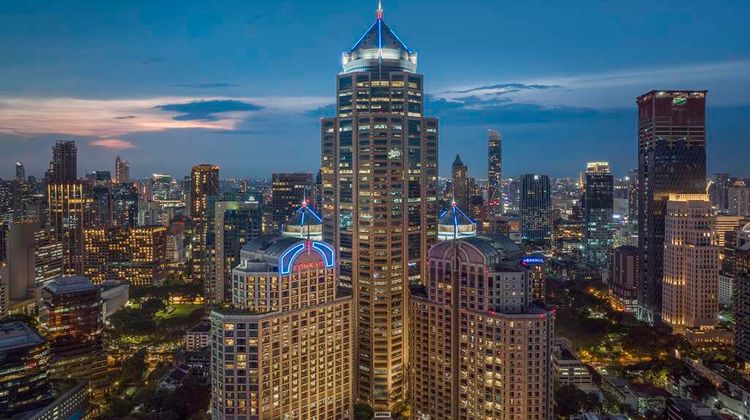 Conrad Bangkok Residences Exterior