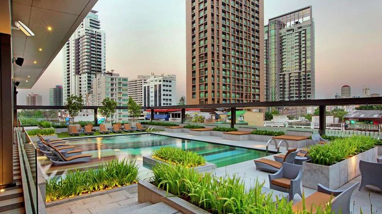 <b>DoubleTree by Hilton Sukhumvit Bangkok Restaurant</b>. Images powered by <a href="https://iceportal.shijigroup.com/" title="IcePortal" target="_blank">IcePortal</a>.