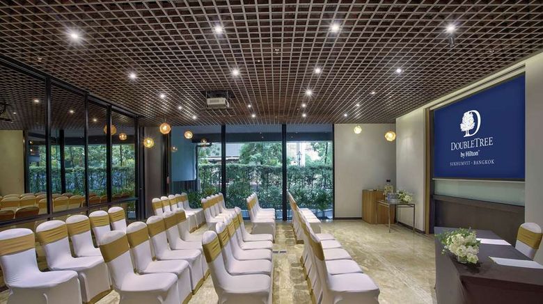 <b>DoubleTree by Hilton Sukhumvit Bangkok Meeting</b>. Images powered by <a href="https://iceportal.shijigroup.com/" title="IcePortal" target="_blank">IcePortal</a>.